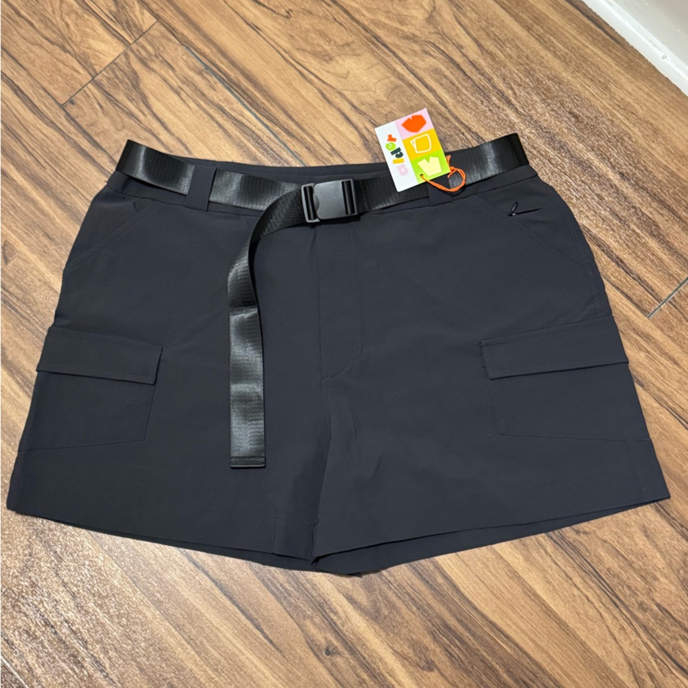 alder apparel Take a Hike Shorts NWT